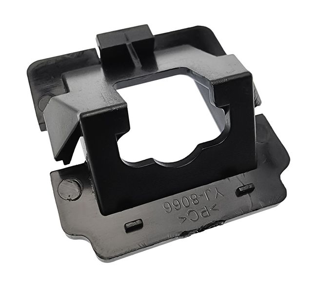 Камера заднего вида в штатное место Mitsubishi Outlander XL, Citroen C-Crosser WM-C005A (AHD)