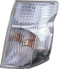 Габарит для Nissan Caravan (VWE25) DEPO 215-1597R-A (прав.)