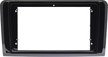 Рамка для установки в Mercedes-Benz ML (W164), GL (X164) 2005 - 2012 MFB дисплея Тип2 (черн. глянец)