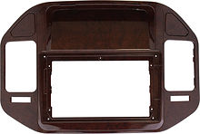 Рамка для установки в Mitsubishi Pajero III 1999 - 2006 MFB дисплея орех